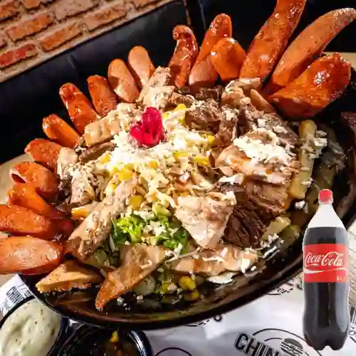 Combo Picada Parillera + Coca Cola Original 2 l