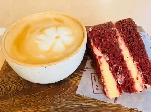 Combo Capuchino+ Torta