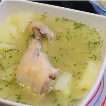 Caldo de Pollo