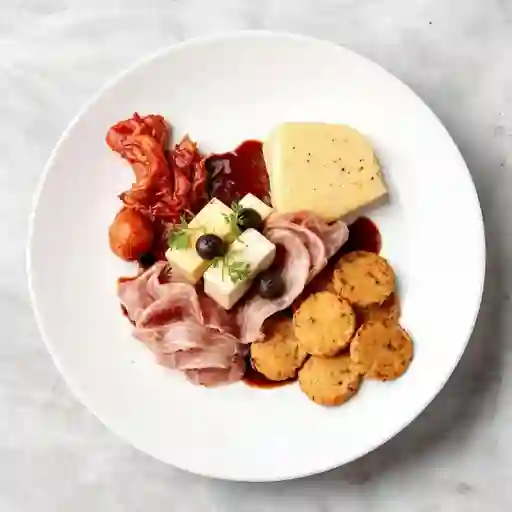 PICADA PARA TRES PERSONAS
