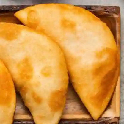 Combo Mega Empanada de Queso