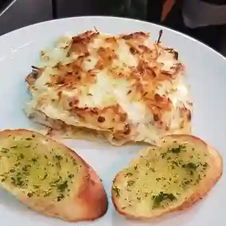 Lasagna Pollo y Tocineta