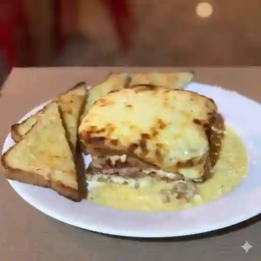 Sandwich Gratinado Pollo