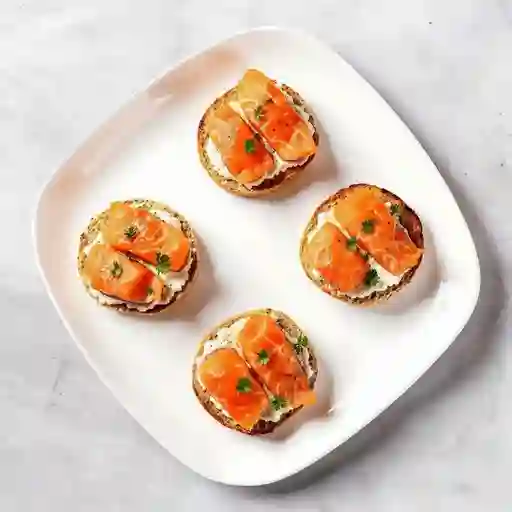 Bruschetas de salmon