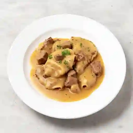 Solomito de Res Strogonoff