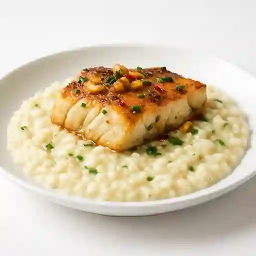 Risotto de Coco con Róbalo Al Ajillo