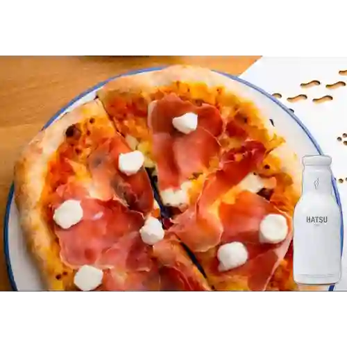 Combo Pizza de Salmón Ahumado + Hatsu Blanco 400 ml