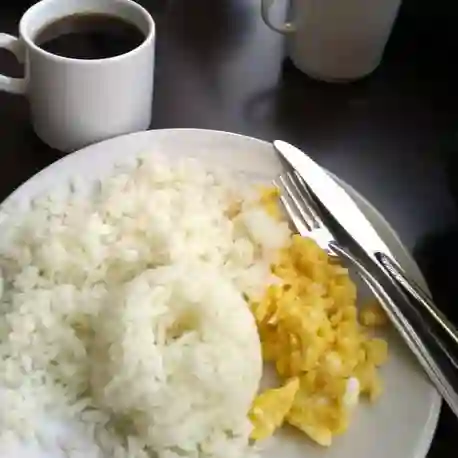 Desayuno con Arrocito y Huevos