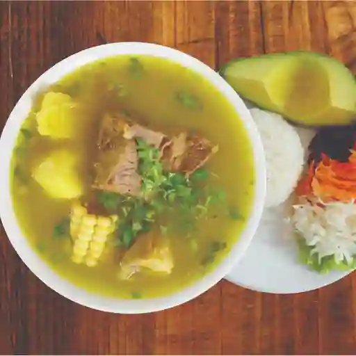 Sancocho de res