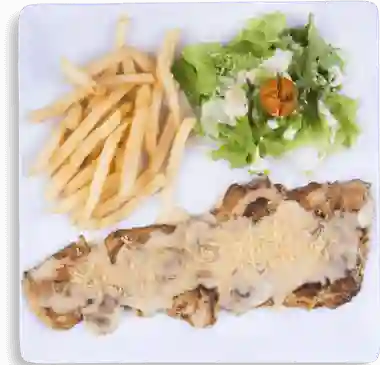Pechuga De Pollo En Salsa Bechamel