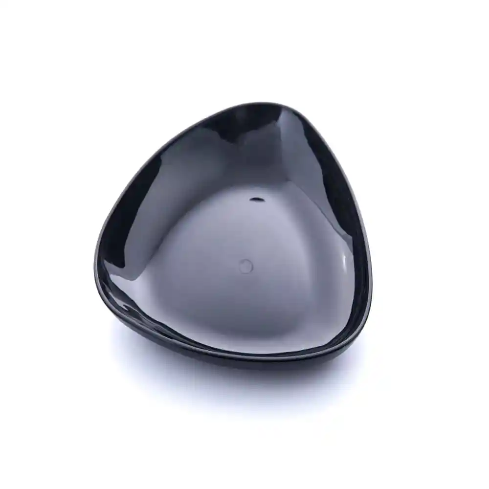 Plato Triangular Negro 8x7.