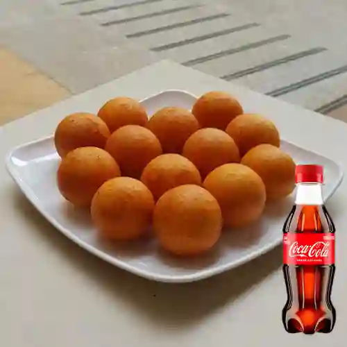 Combo Buñuelo Mozarella + Coca Cola Original 250ML