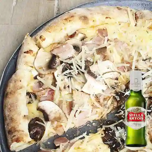 Pizza tocineta y setas + stella artois