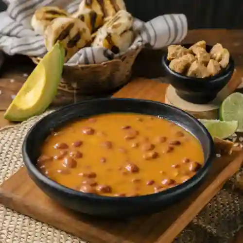 Sopa de Frijol Frío