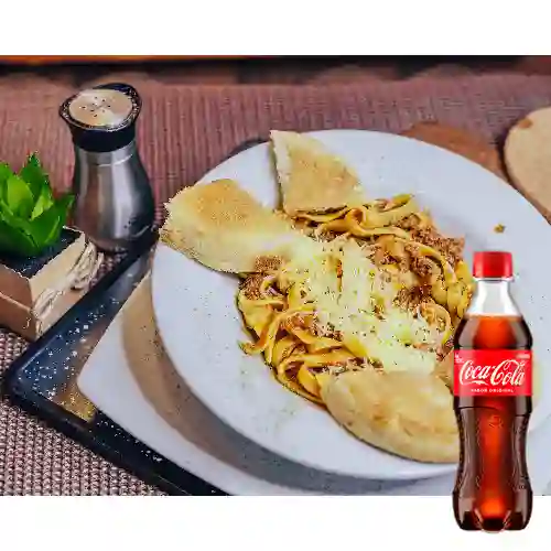 Combo Pasta Bolognesa + Coca Cola Original 400 ml