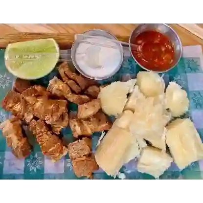 Chicharrón Clásico