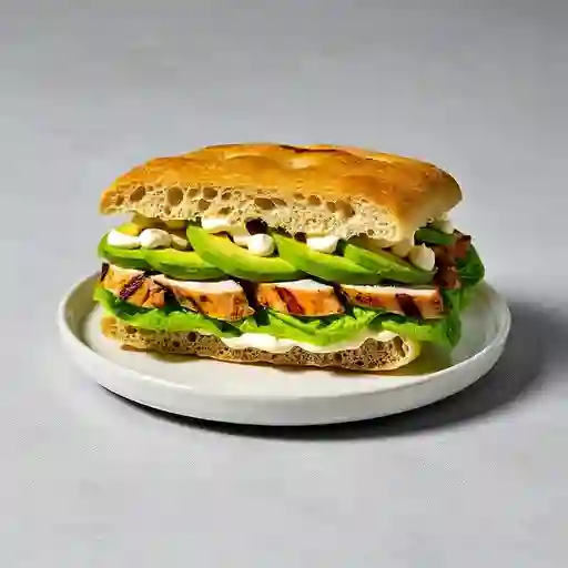Sandwich De Pollo Y Aguacate