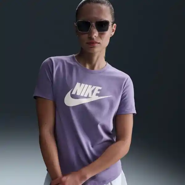 Nike Camiseta Manga Corta Mujer Morado Talla XS