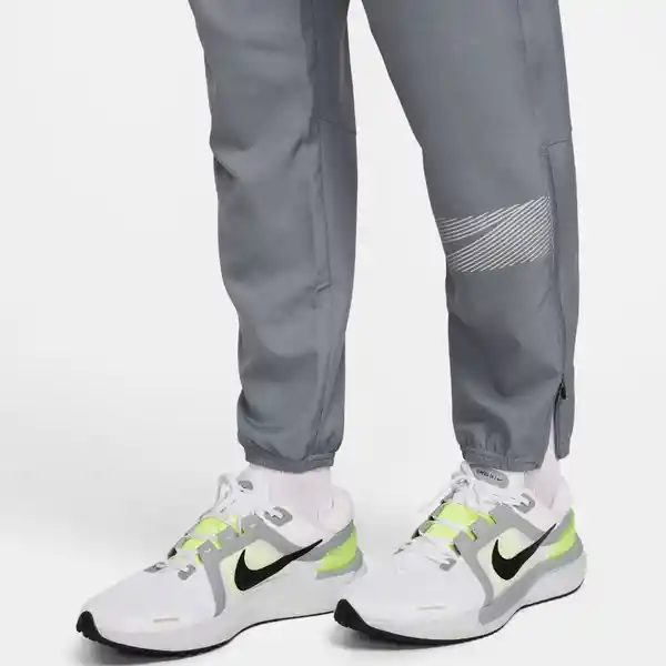 Nike Pantalón M Df Flsh Chllgr Wvn Gris T.XL Ref: FB8560-084