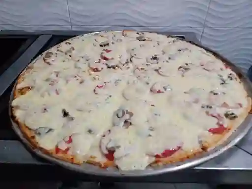 Pizza Familiar X8