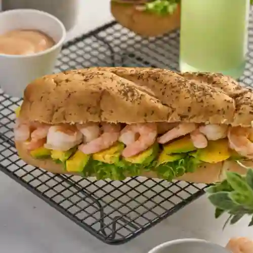 Sandwich de Camaron y Aguacate