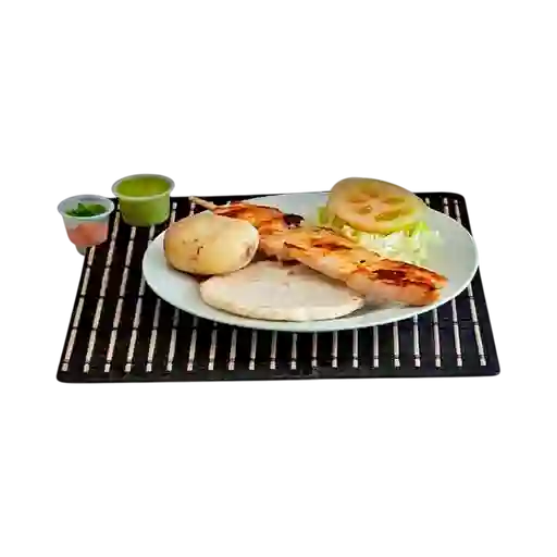 Combo Chuzo Pollo y Bebida