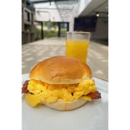 Combo Sándwich de Huevo