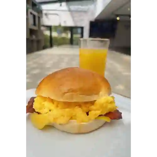 Combo Sándwich de Huevo