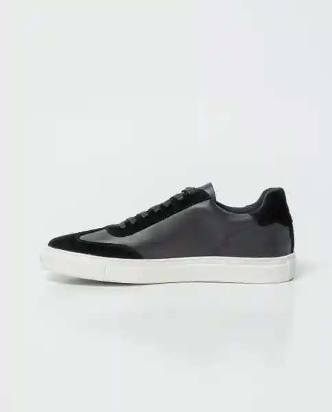 Tenis Cortos Timeless Negro Sombrio Ultraoscuro 40 Chevignon