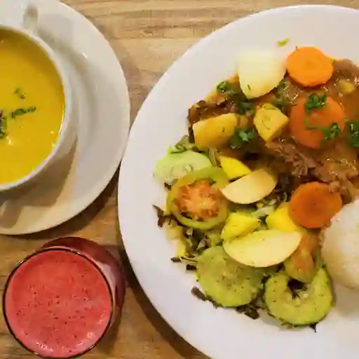 Menú Del Día con Res,a Partir de 12:00