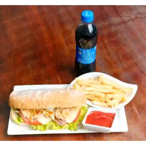 Combo de Sándwich de Jamón Ahumado