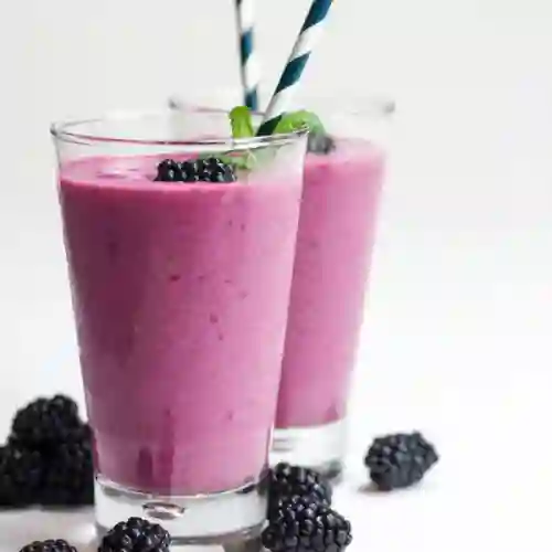 Jugo de Mora en Leche