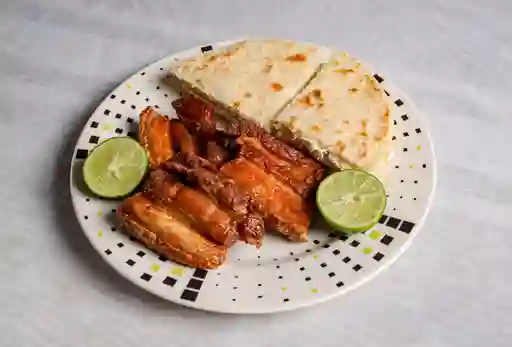 Chicharrón con Arepa