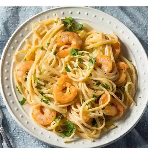 Pasta con Camarones Al Ajillo