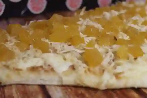 Pizza Caprichosa Triangular Caribeña