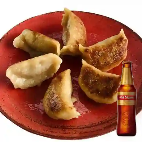 Combo Gyoza Cerdo 6 Und + Club Colombiana Dorada 330ml
