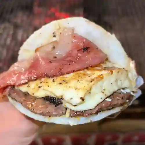 Arepa Hamburguesa