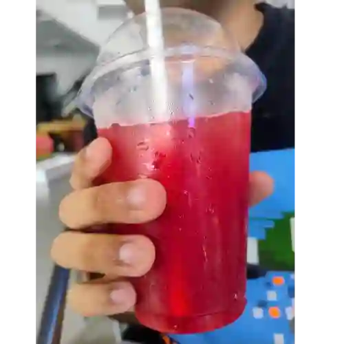 Soda frutos rojos