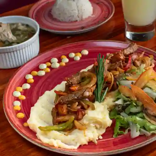 Carne a la Jardinera