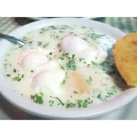 Caldo de Huevo