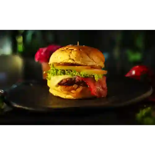 Hamburguesa Artesanal Pimentón Confitado