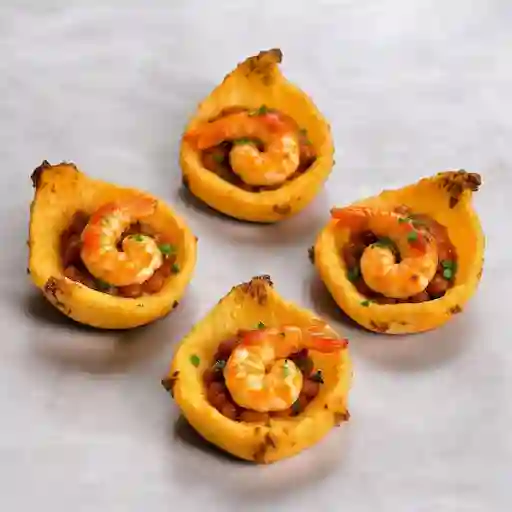 Cascos de plátano con camarón