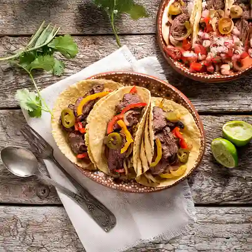 Tacos de Bistec Orden de 3