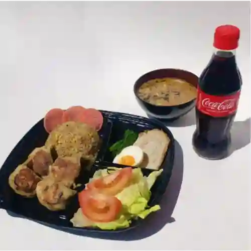 Combo Yakimeshi Gyoza Bento