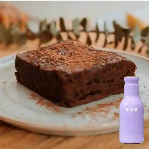Combo Brownie de Chocolate + Te Hatsu Lila 400 ml