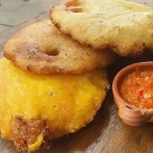 Arepa con Huevo Perico