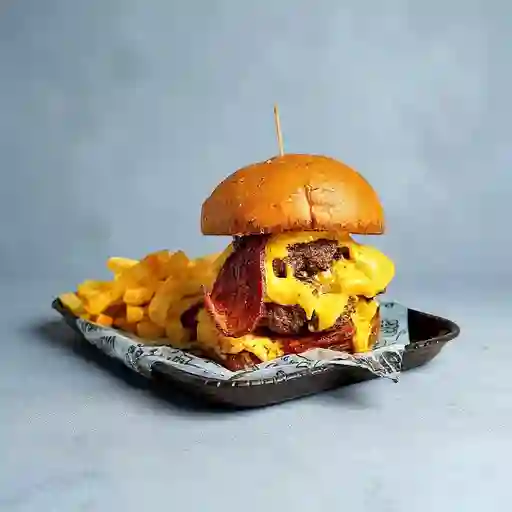 Hamburguesa Cheddar 3 Carnes