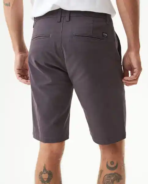 Short Colors Rocket Gris Asfalto Oscuro Talla 32 Chevignon