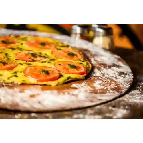 Pizza Napolitana Familiar 40Cms