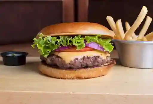 Hamburguesa Clásica con Papas